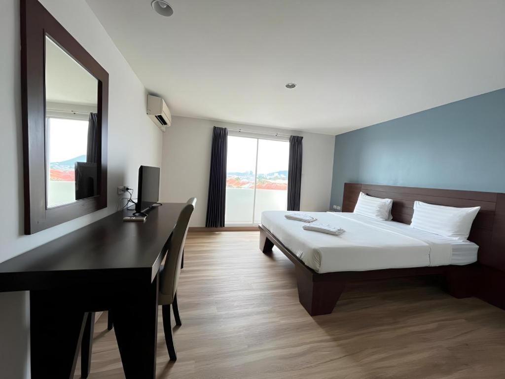 Laemchabang City Hotel Si Racha Exterior photo