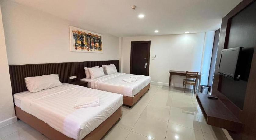 Laemchabang City Hotel Si Racha Exterior photo
