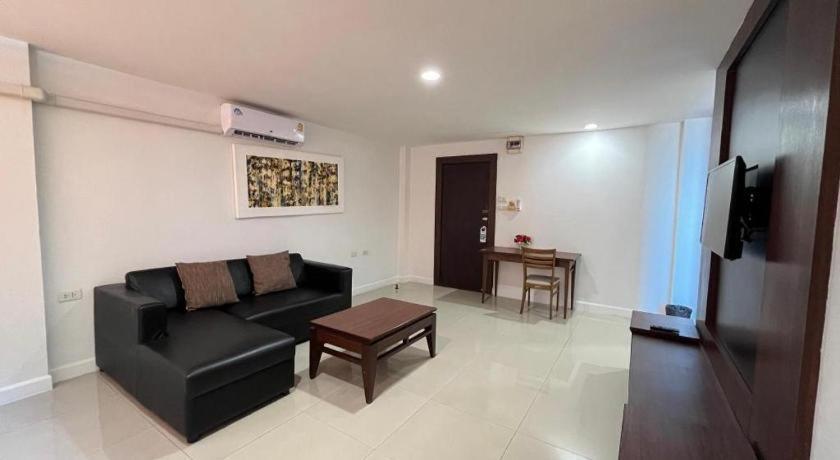 Laemchabang City Hotel Si Racha Exterior photo